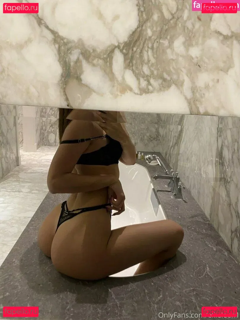 ellieleen Onlyfans Photo Gallery 