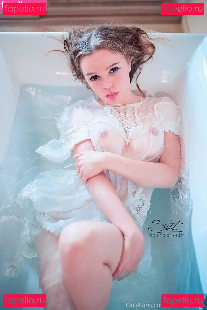 Vivien Midiga Onlyfans Photo Gallery 