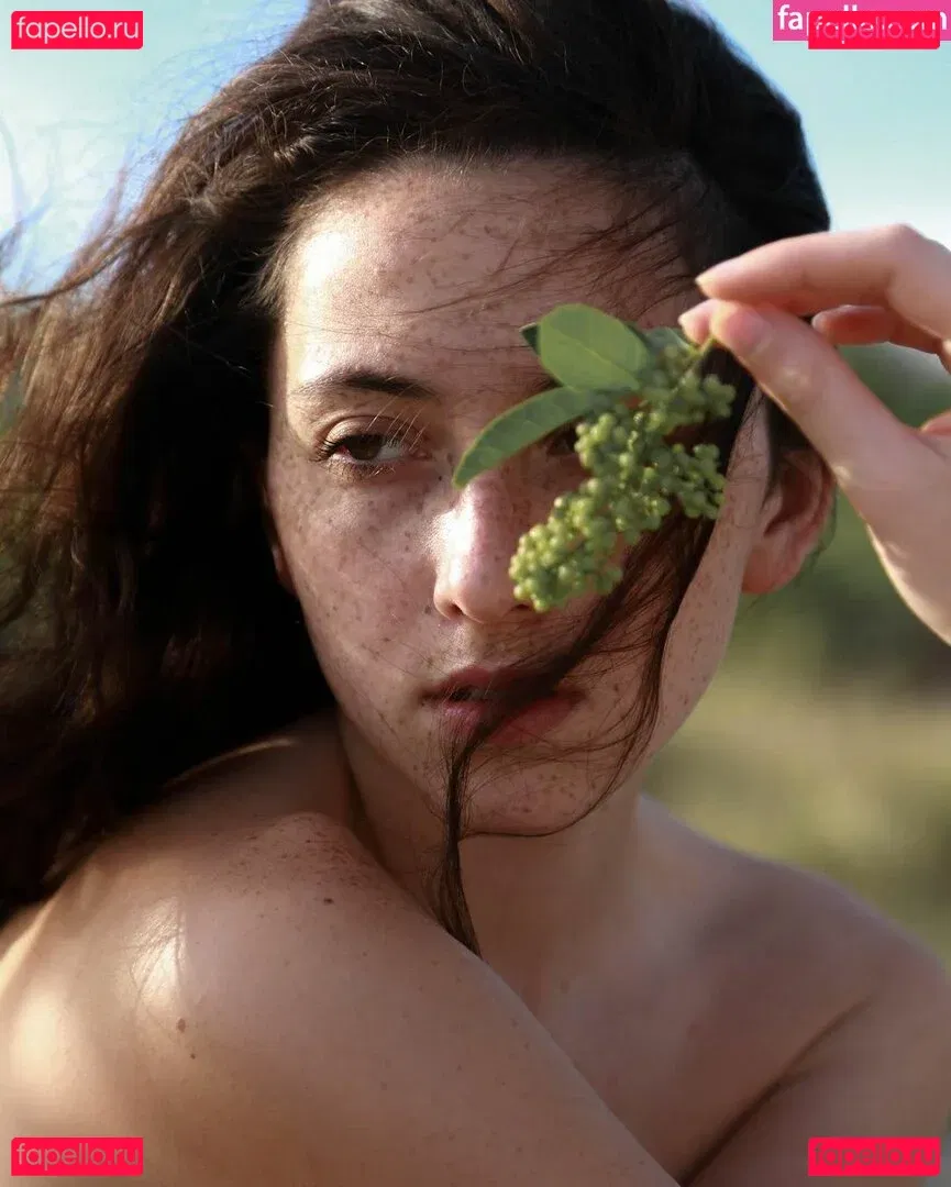 Anuhea Nihipali Onlyfans Photo Gallery 