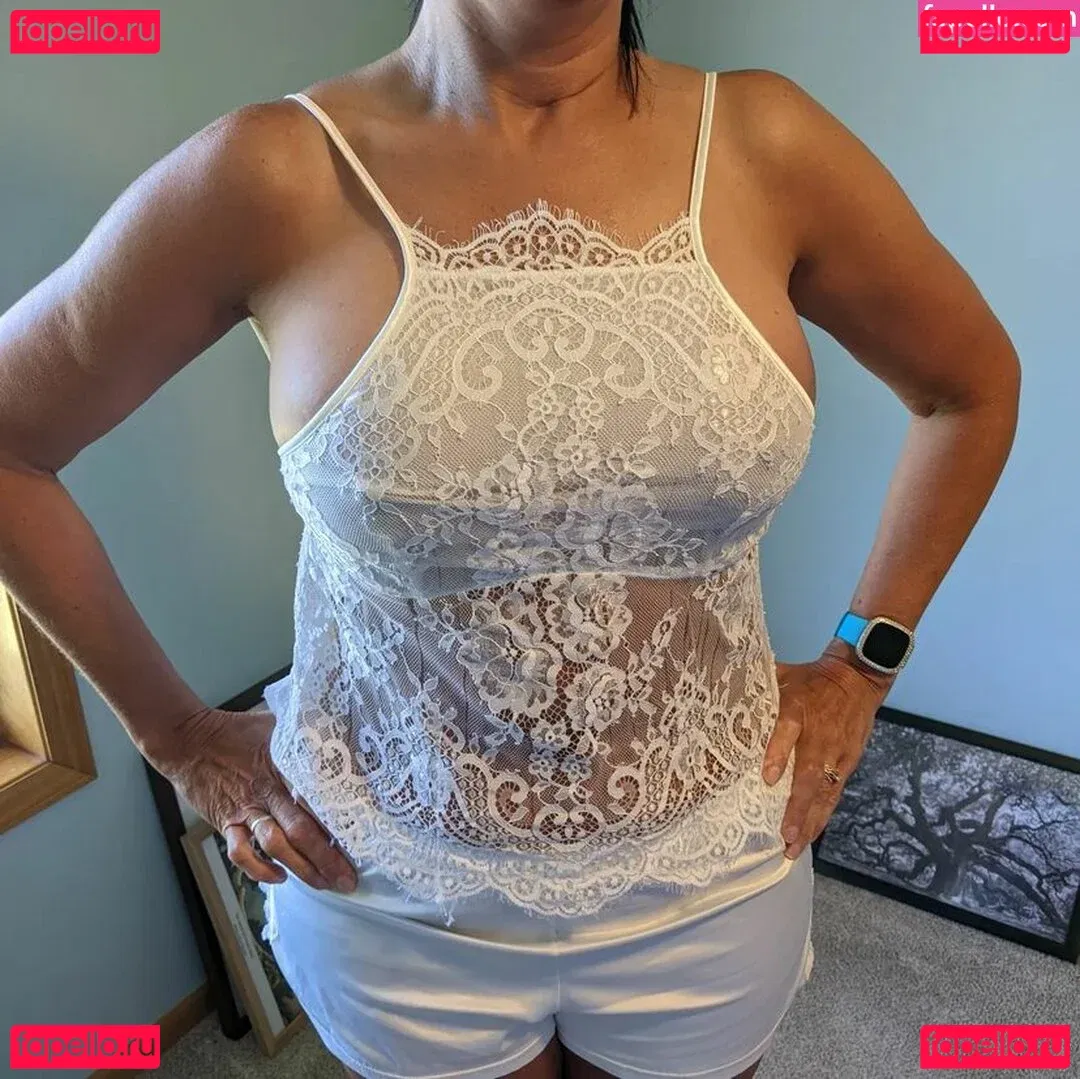 Polly Anna Onlyfans Photo Gallery 