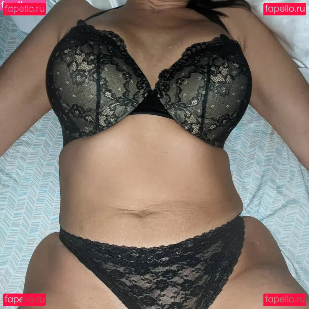 Polly Anna Onlyfans Photo Gallery 