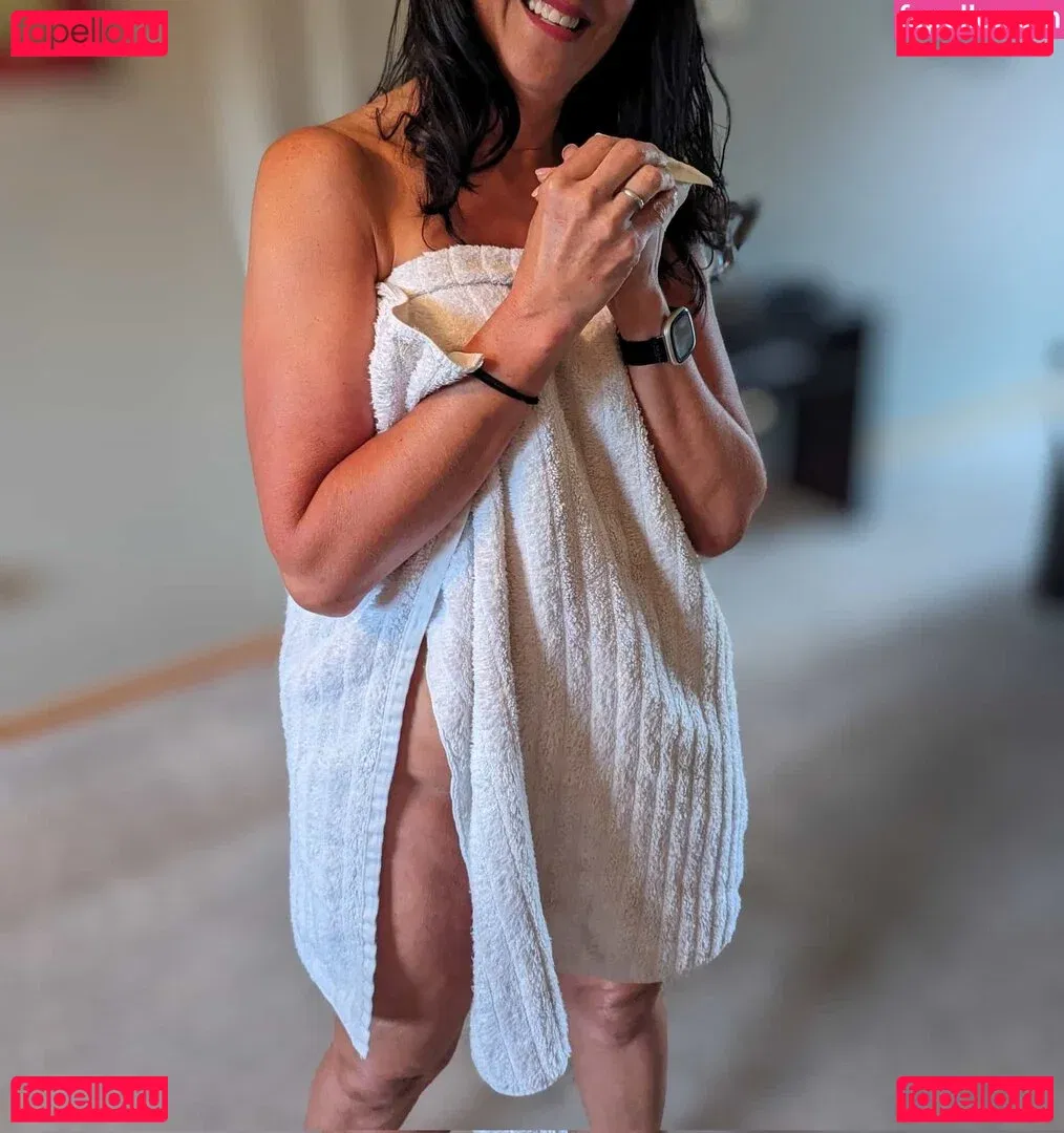 Polly Anna Onlyfans Photo Gallery 