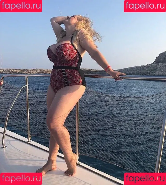 Julia Chegodar Onlyfans Photo Gallery 