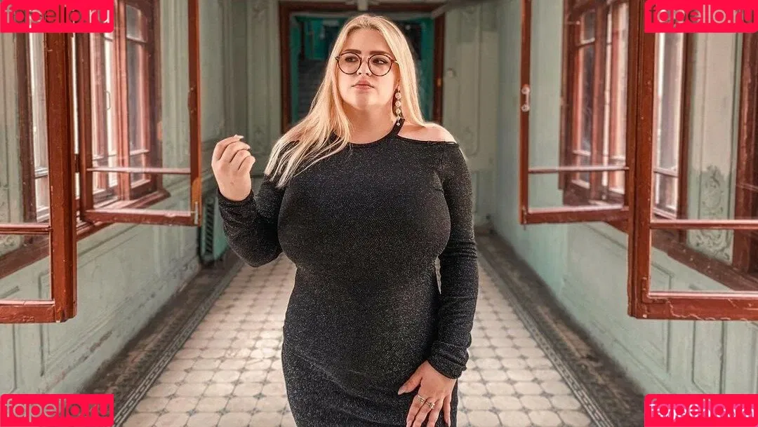 Julia Chegodar Onlyfans Photo Gallery 