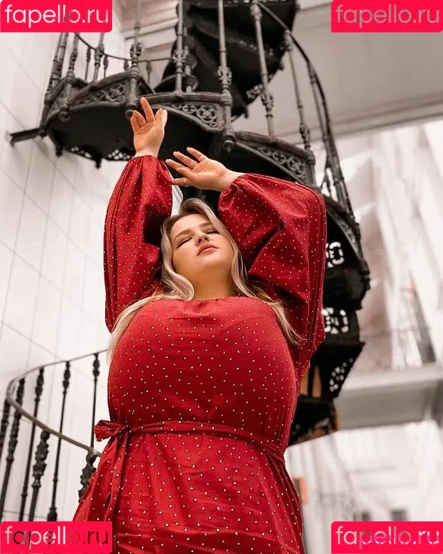 Julia Chegodar Onlyfans Photo Gallery 