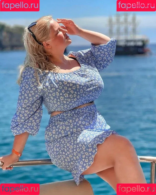 Julia Chegodar Onlyfans Photo Gallery 