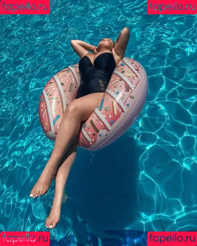 Julia Chegodar Onlyfans Photo Gallery 
