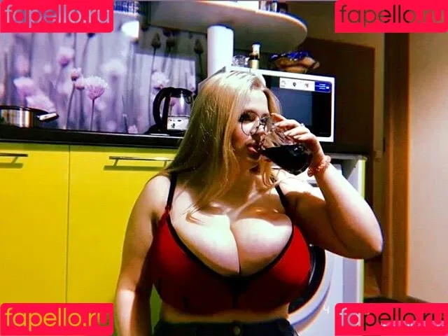 Julia Chegodar Onlyfans Photo Gallery 