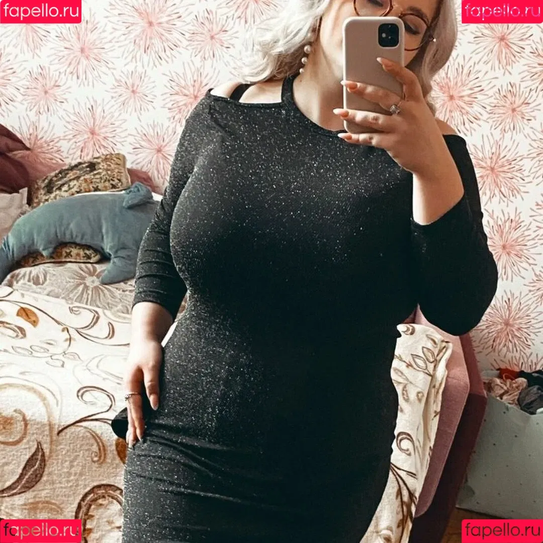 Julia Chegodar Onlyfans Photo Gallery 