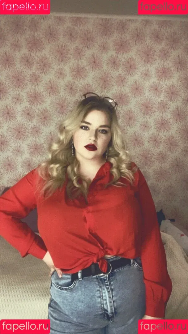 Julia Chegodar Onlyfans Photo Gallery 