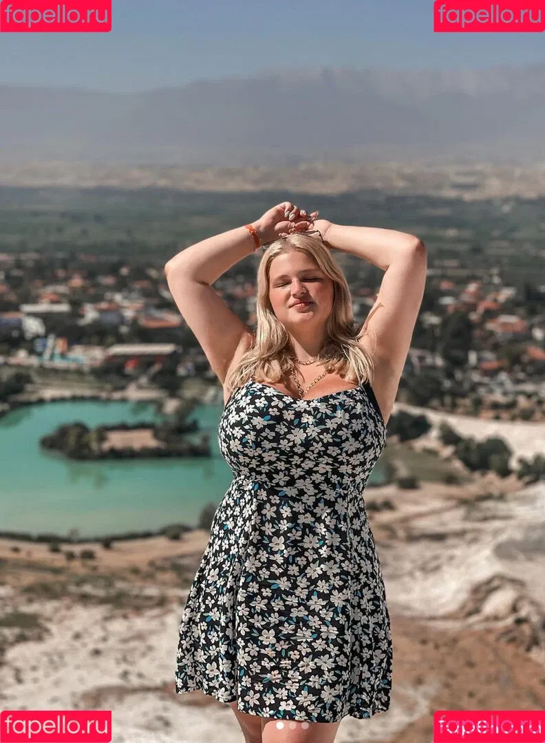 Julia Chegodar Onlyfans Photo Gallery 