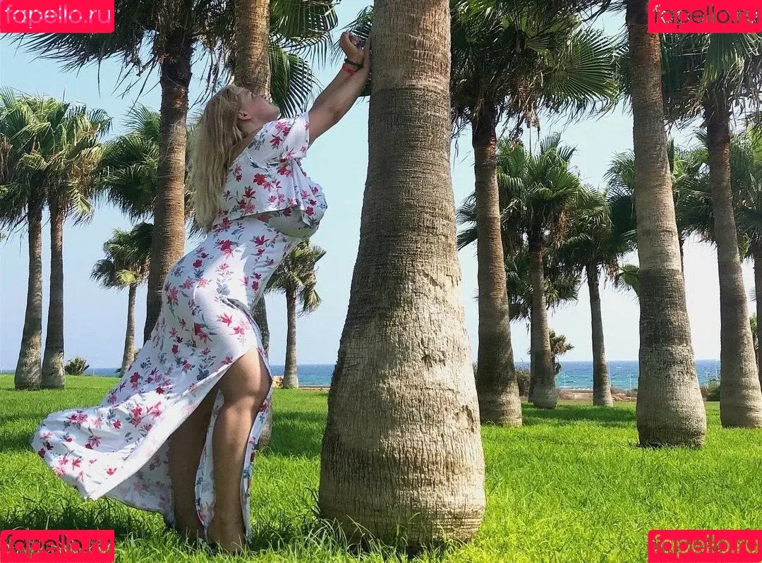 Julia Chegodar Onlyfans Photo Gallery 