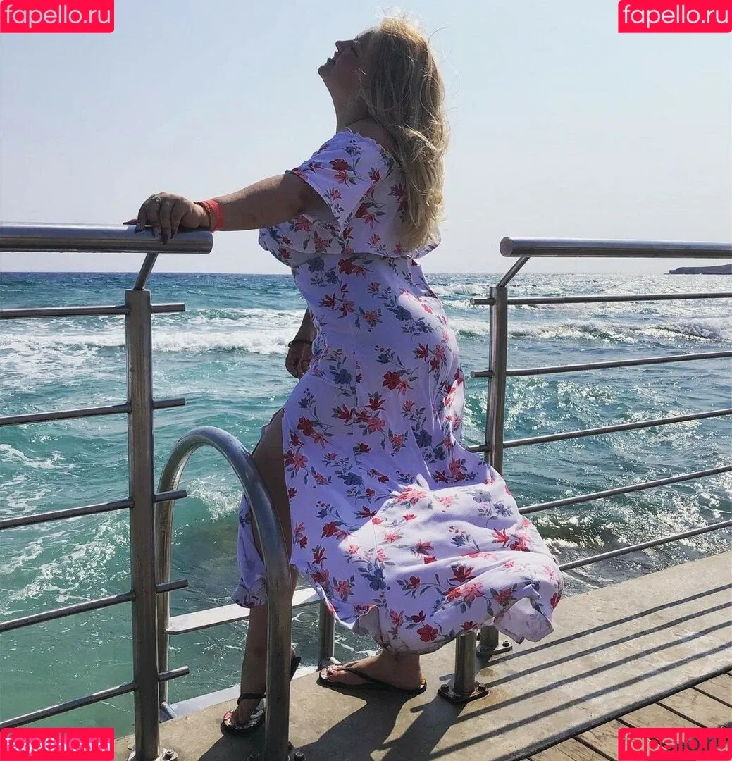 Julia Chegodar Onlyfans Photo Gallery 