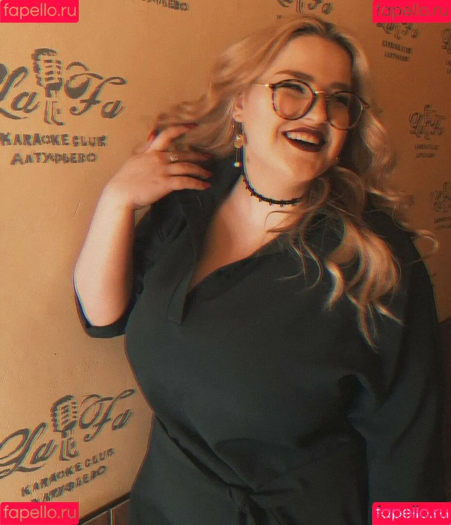 Julia Chegodar Onlyfans Photo Gallery 
