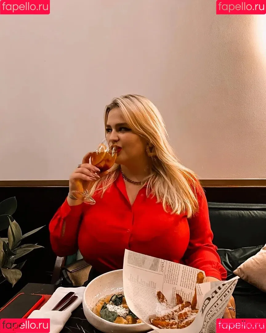 Julia Chegodar Onlyfans Photo Gallery 