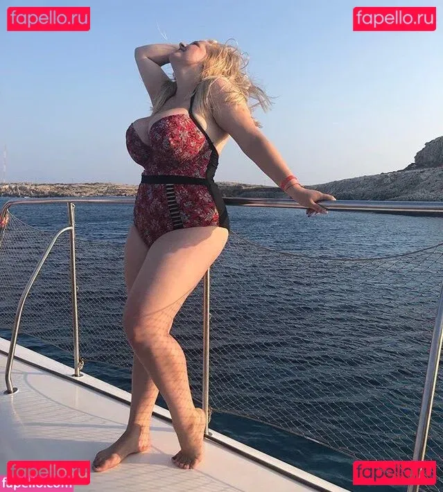 Julia Chegodar Onlyfans Photo Gallery 