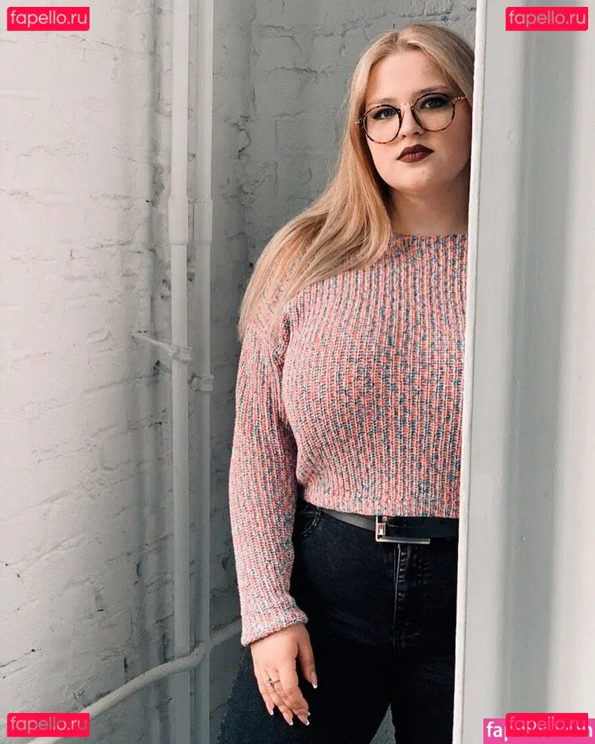 Julia Chegodar Onlyfans Photo Gallery 