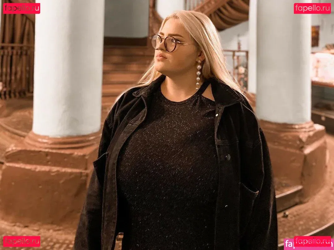 Julia Chegodar Onlyfans Photo Gallery 