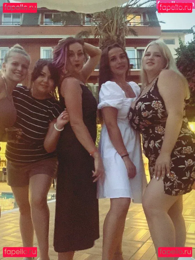 Julia Chegodar Onlyfans Photo Gallery 