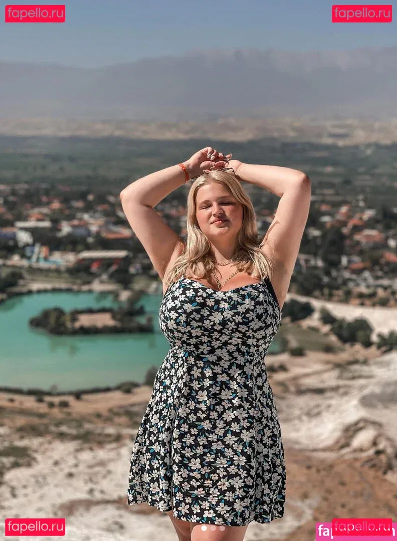 Julia Chegodar Onlyfans Photo Gallery 