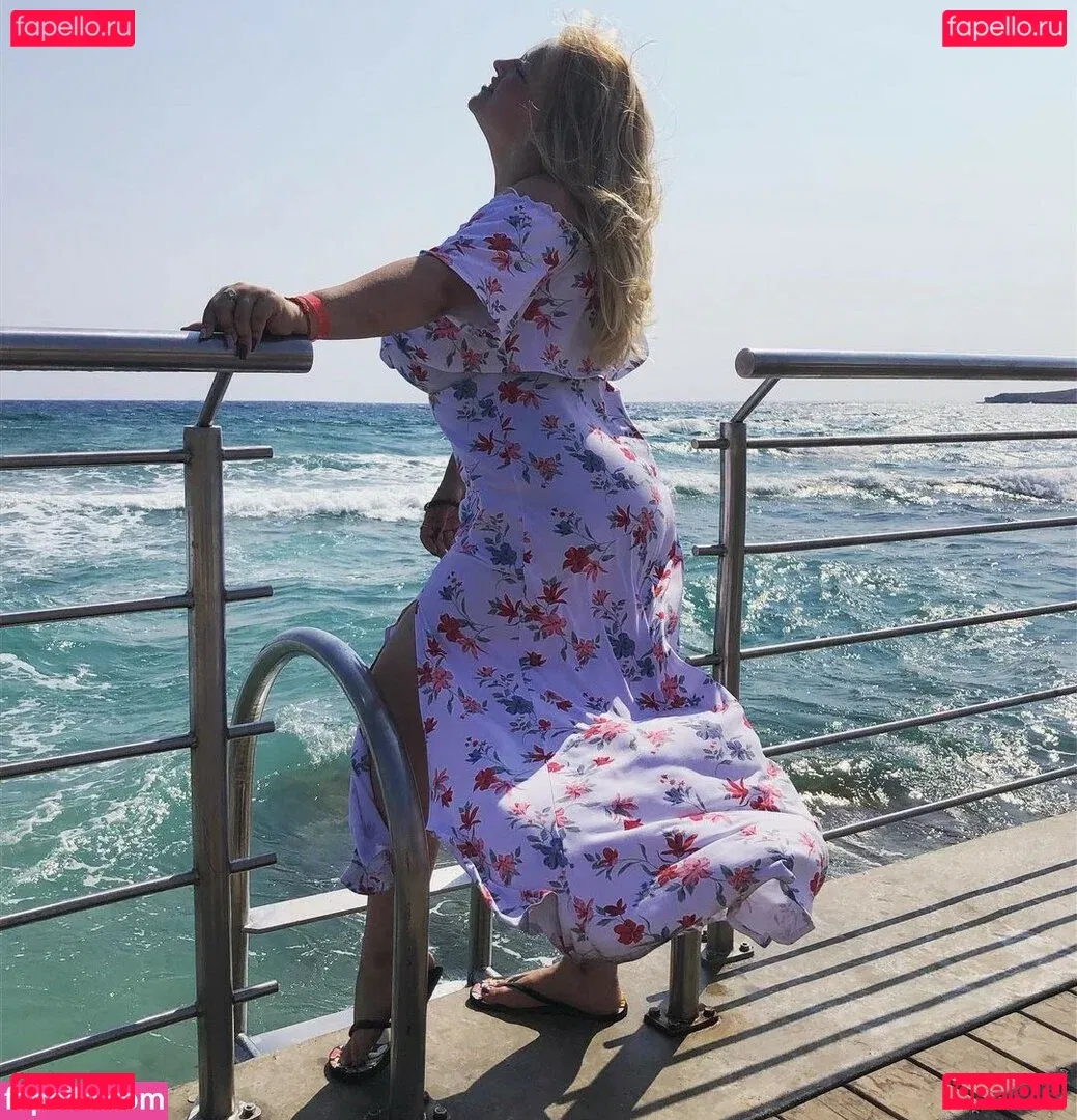 Julia Chegodar Onlyfans Photo Gallery 