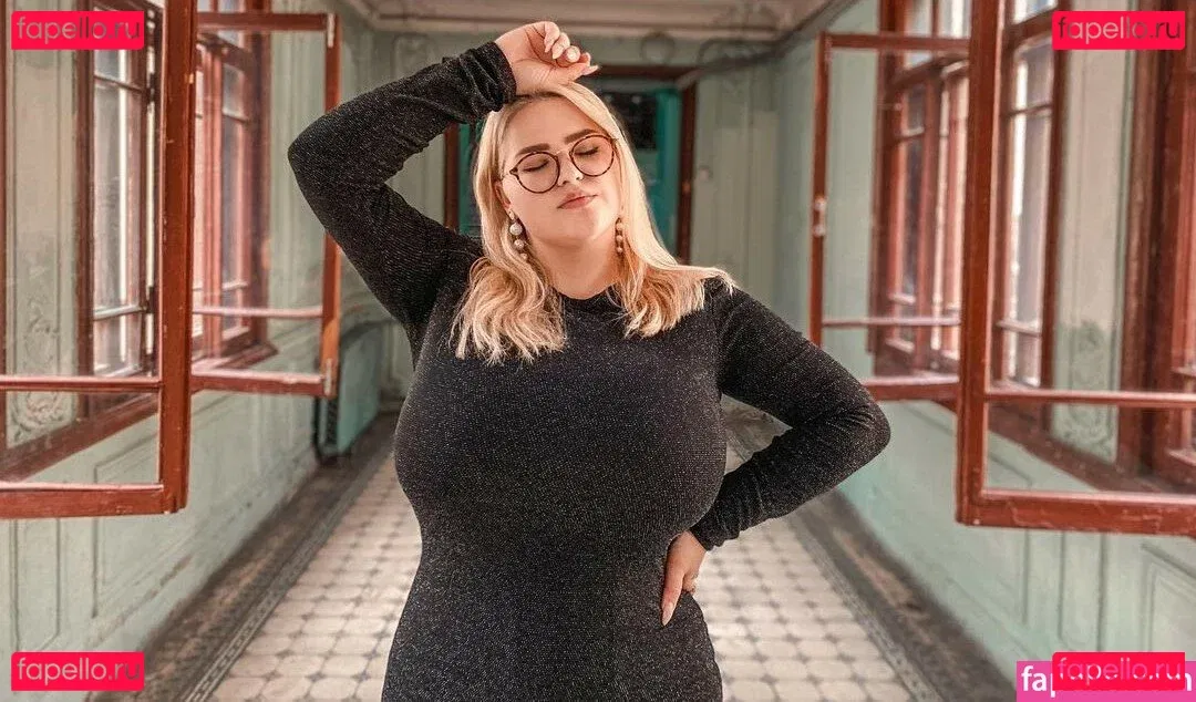 Julia Chegodar Onlyfans Photo Gallery 