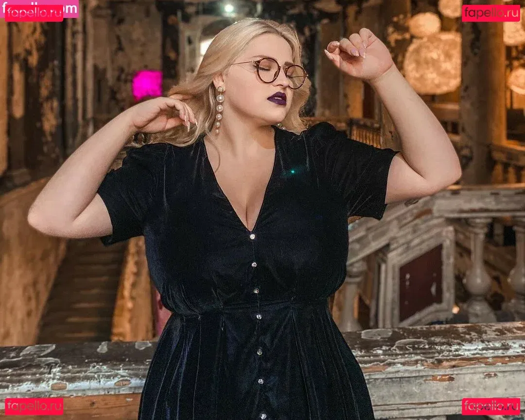 Julia Chegodar Onlyfans Photo Gallery 