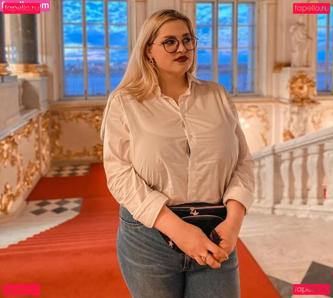 Julia Chegodar Onlyfans Photo Gallery 