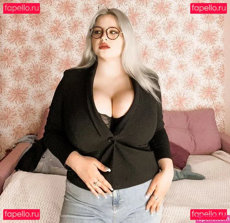 Julia Chegodar Onlyfans Photo Gallery 