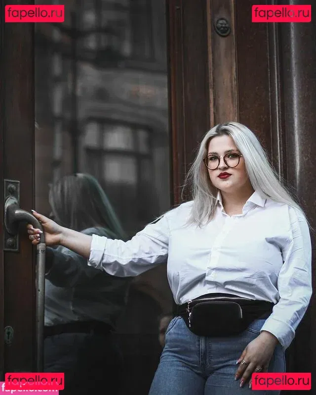 Julia Chegodar Onlyfans Photo Gallery 