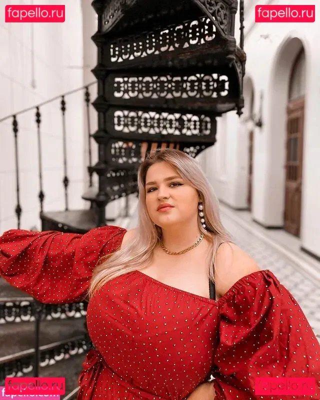 Julia Chegodar Onlyfans Photo Gallery 