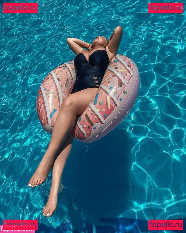 Julia Chegodar Onlyfans Photo Gallery 