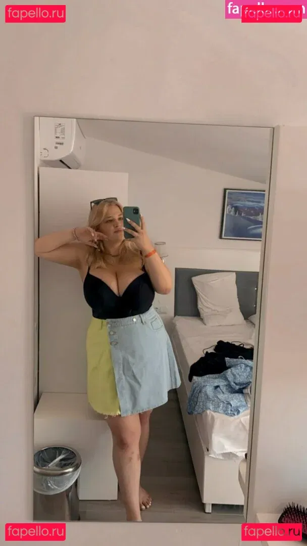 Julia Chegodar Onlyfans Photo Gallery 