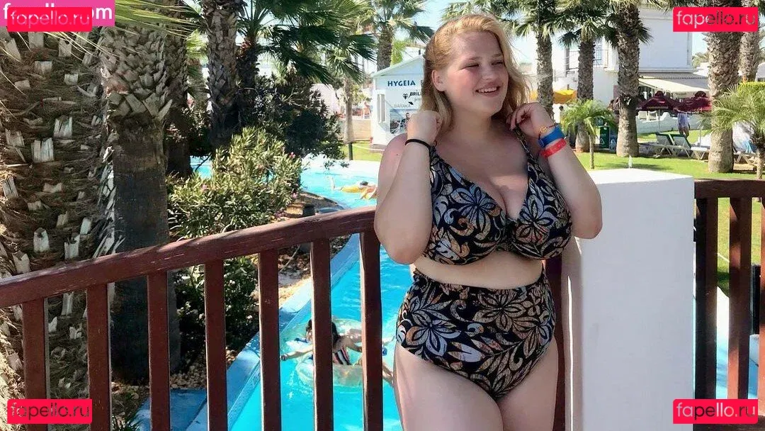 Julia Chegodar Onlyfans Photo Gallery 