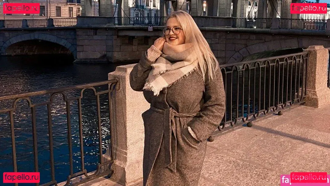 Julia Chegodar Onlyfans Photo Gallery 