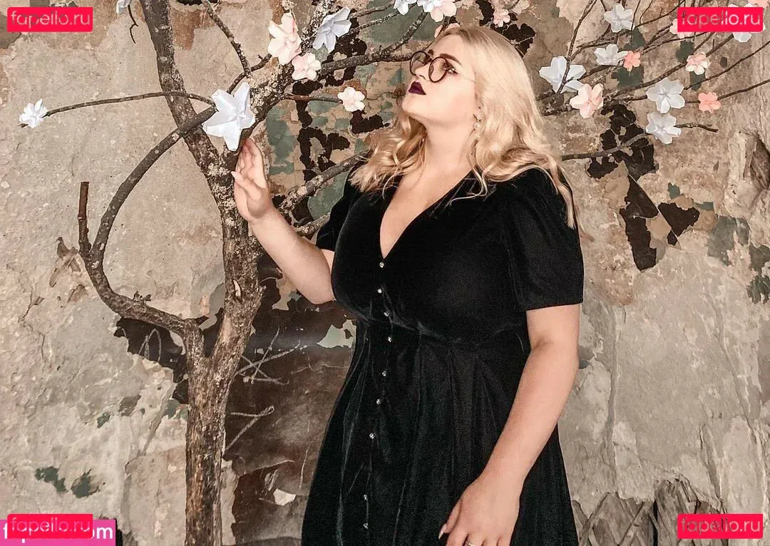 Julia Chegodar Onlyfans Photo Gallery 