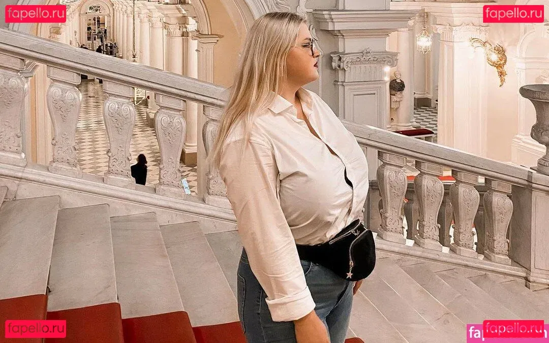 Julia Chegodar Onlyfans Photo Gallery 