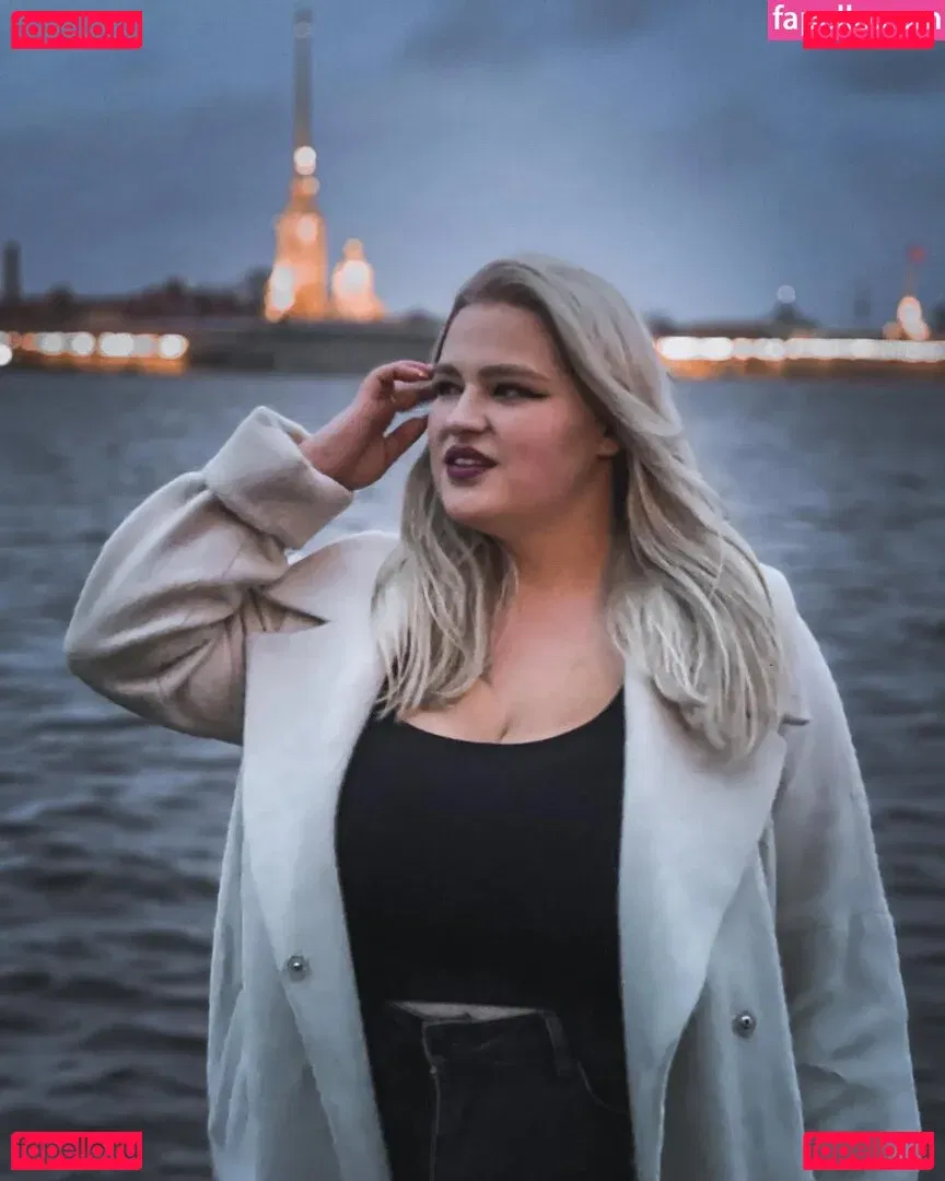 Julia Chegodar Onlyfans Photo Gallery 