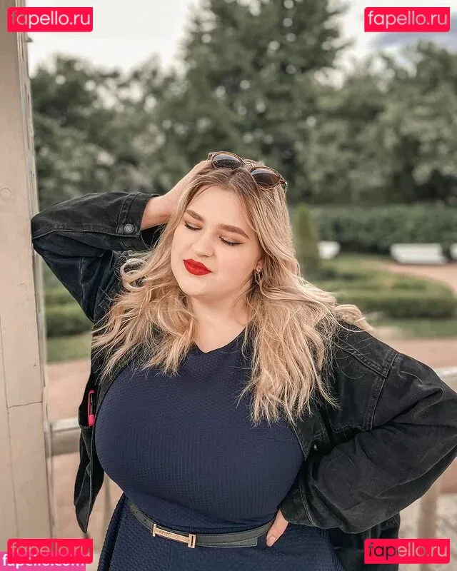 Julia Chegodar Onlyfans Photo Gallery 