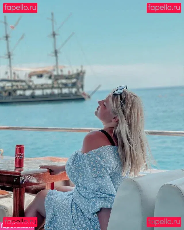 Julia Chegodar Onlyfans Photo Gallery 