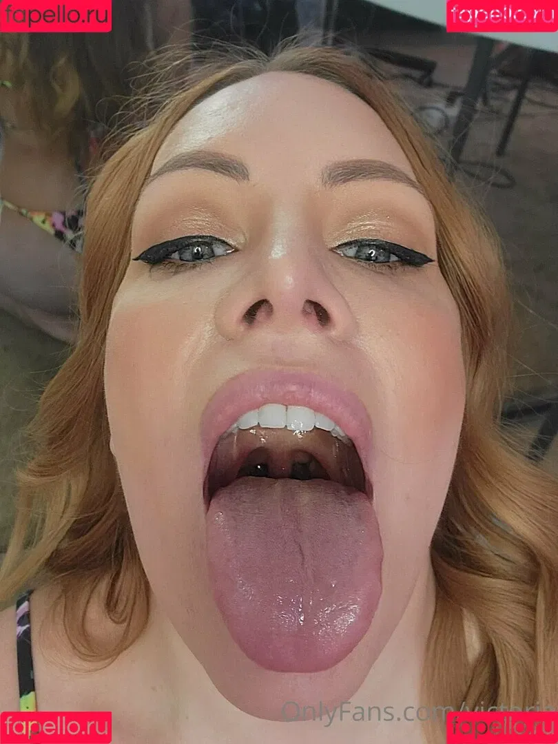 Victoria SG Onlyfans Photo Gallery 