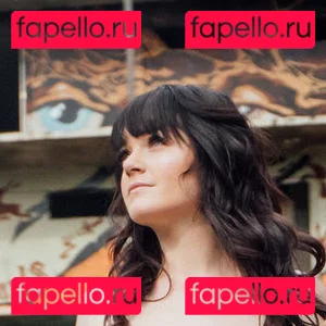 EmilyLynne Onlyfans Photo Gallery 