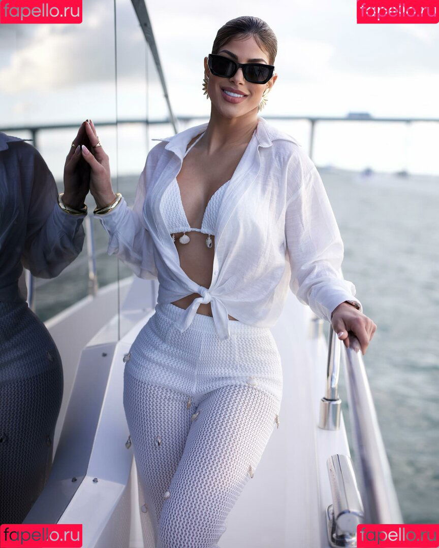 Claudia Mustelier Onlyfans Photo Gallery 