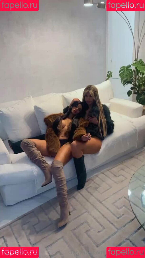 Claudia Mustelier Onlyfans Photo Gallery 