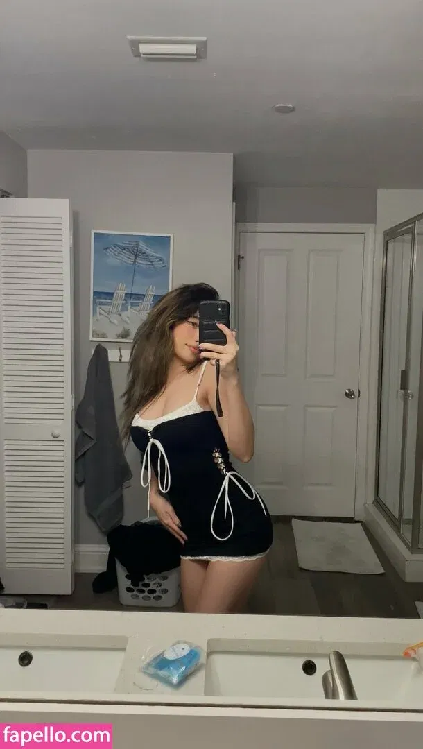 hann1ekin Onlyfans Photo Gallery 