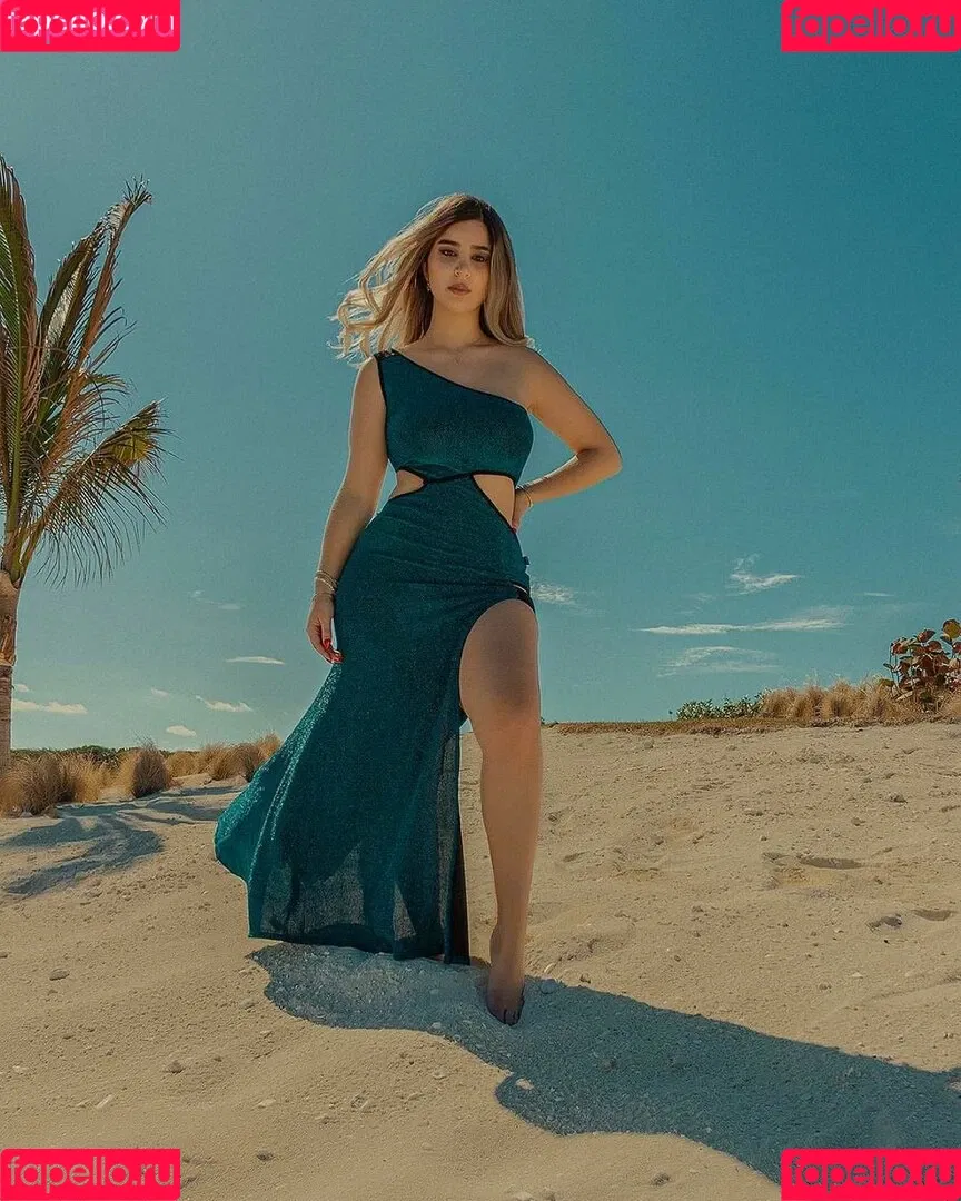 Rosalie Verte Onlyfans Photo Gallery 