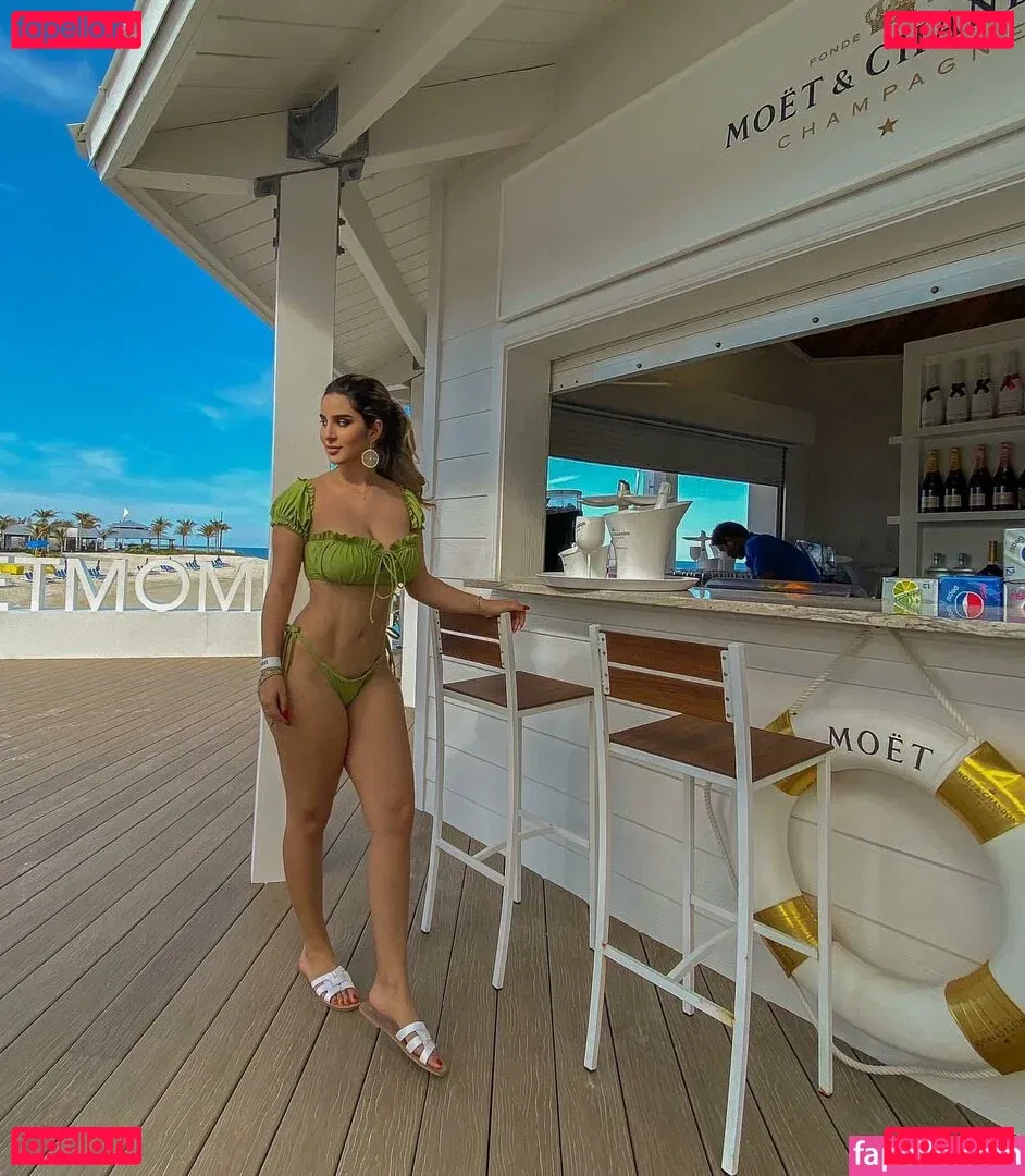 Rosalie Verte Onlyfans Photo Gallery 