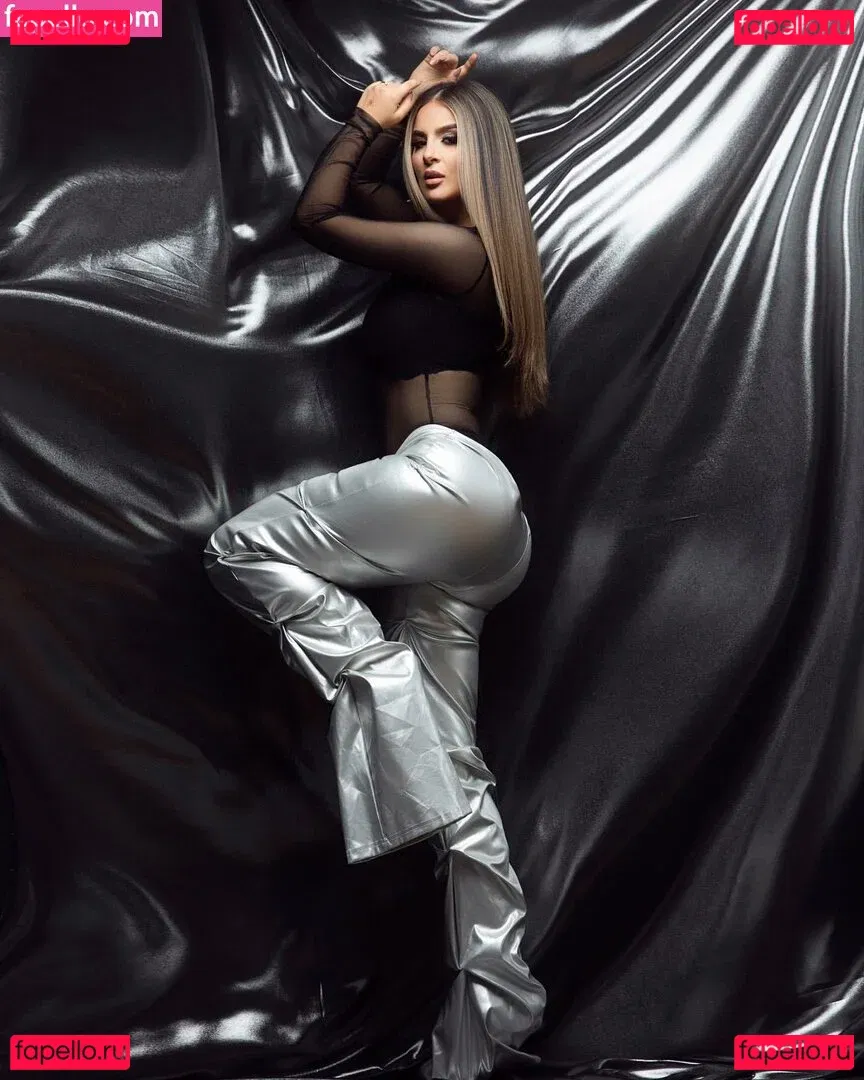 Rosalie Verte Onlyfans Photo Gallery 