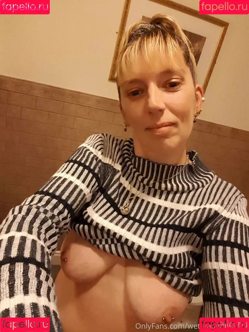 wet-naughty-kitty Onlyfans Photo Gallery 