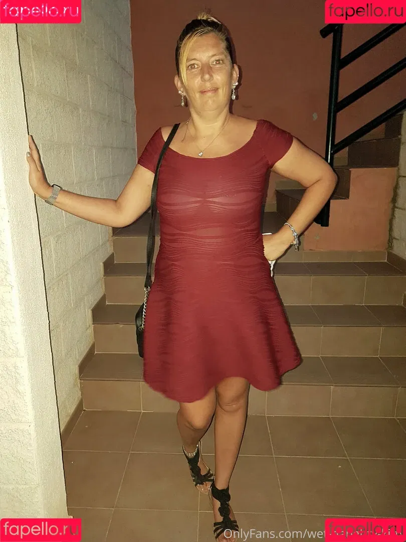 wet-naughty-kitty Onlyfans Photo Gallery 